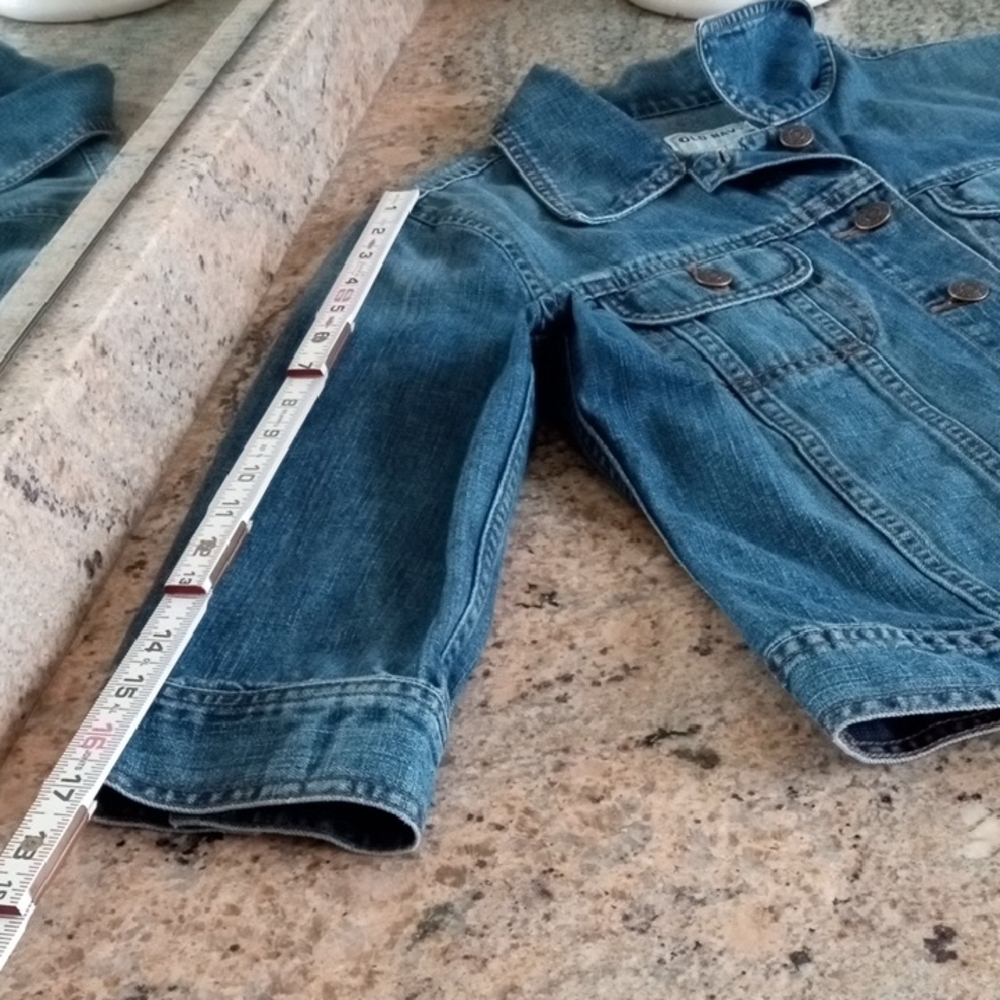 Old Navy Classic Cropped Blue Jean Jacket - Picture 6 of 7